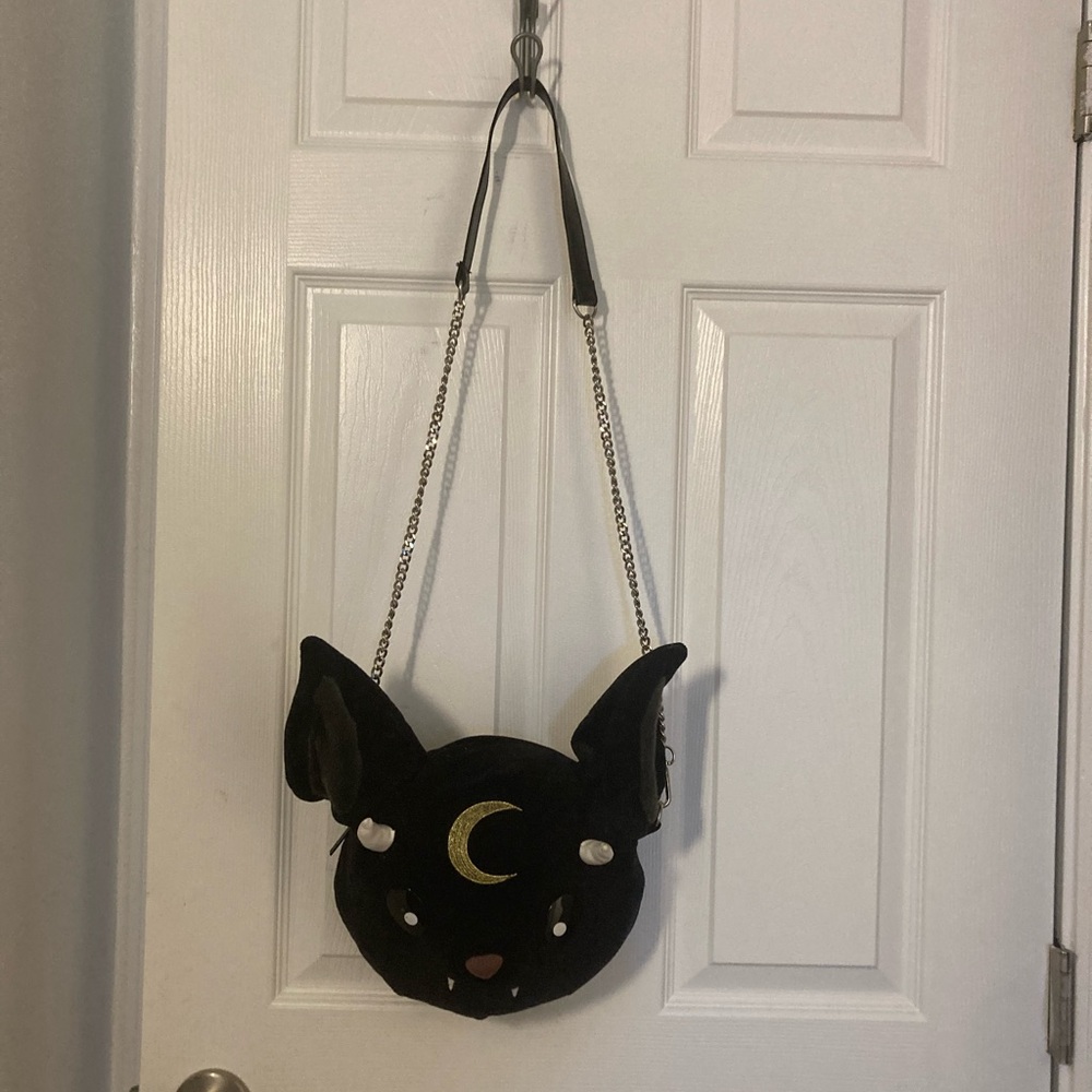 Killstar kreatures crossbody bag - bat